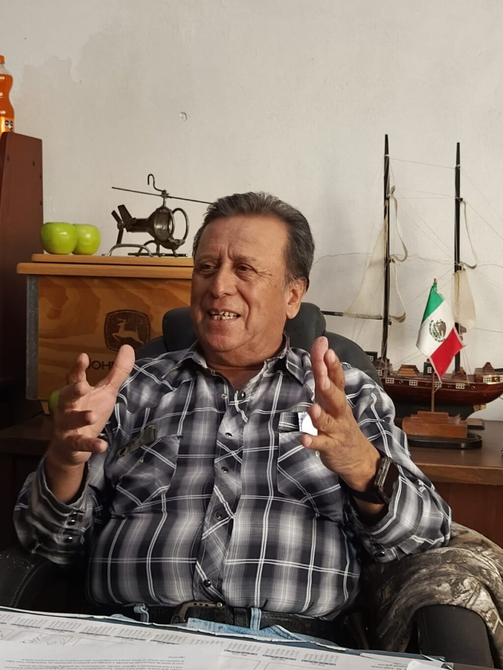 AGUSTIN HERNANDEZ